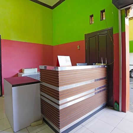 Oyo 91583 D'Cost Green Syariah Surabaya Esterno foto