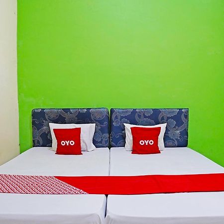 Oyo 91583 D'Cost Green Syariah Surabaya Esterno foto