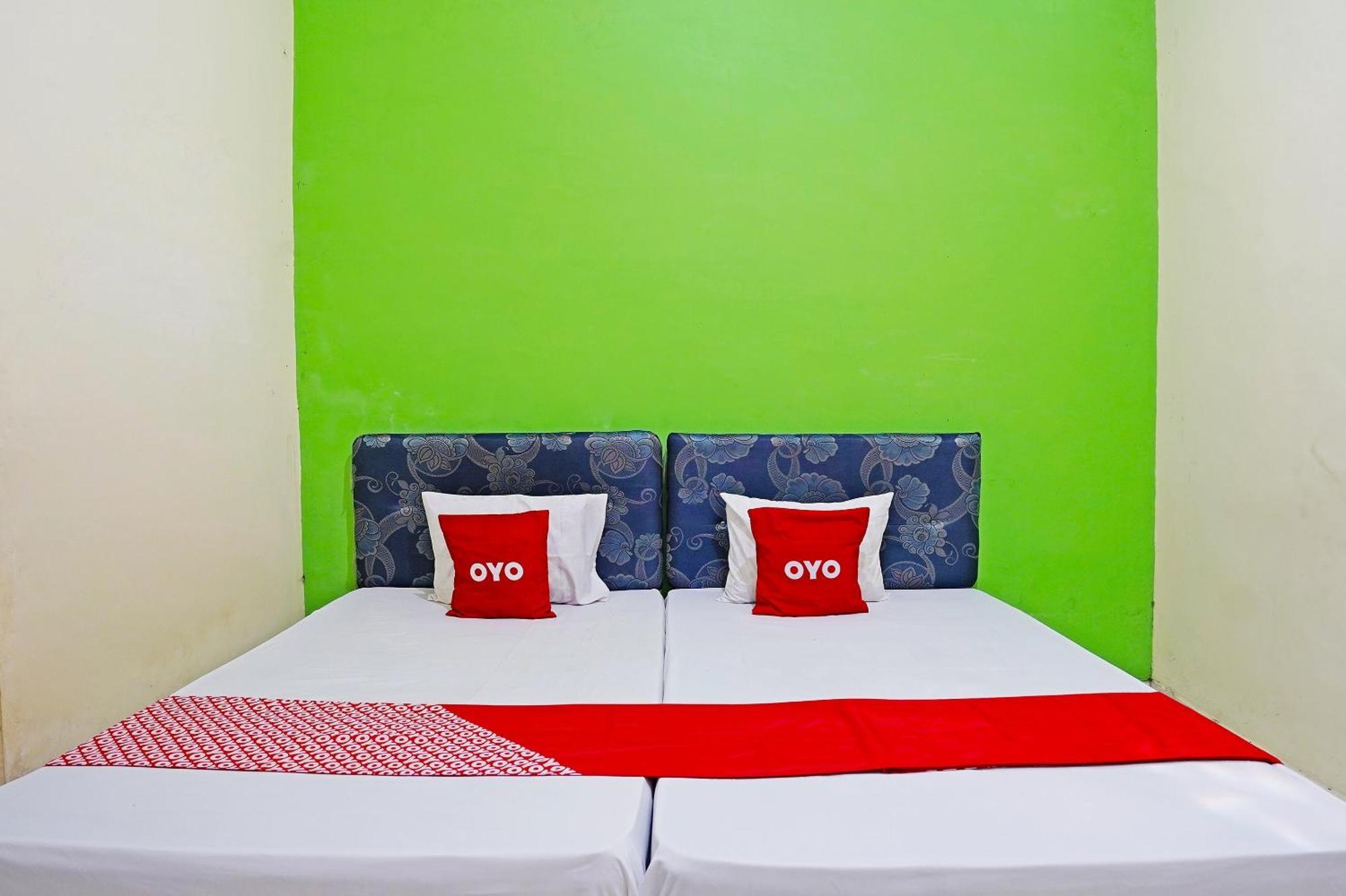 Oyo 91583 D'Cost Green Syariah Surabaya Esterno foto