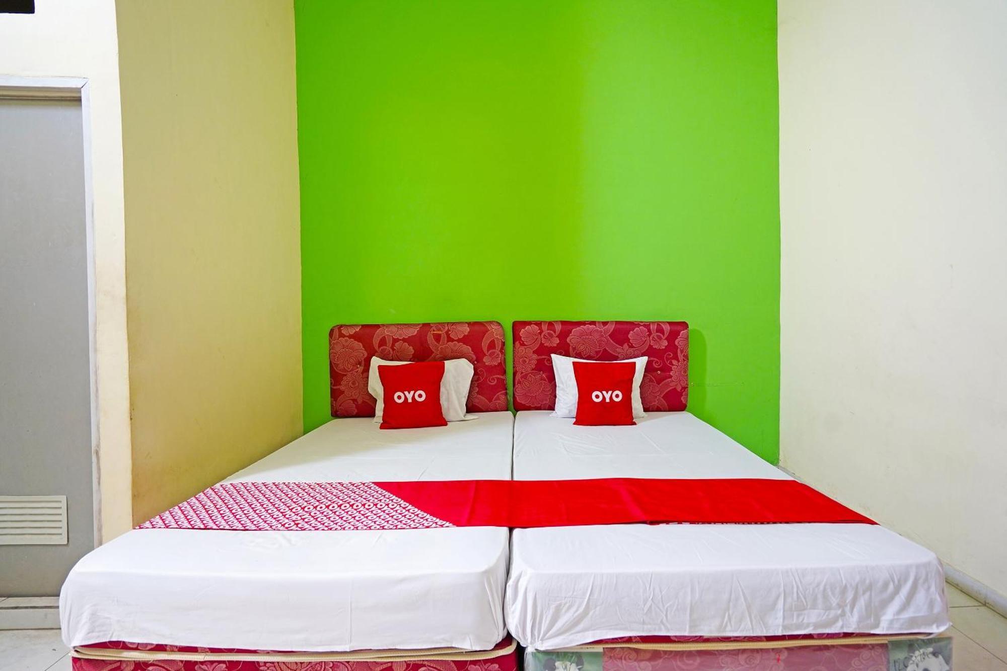 Oyo 91583 D'Cost Green Syariah Surabaya Esterno foto