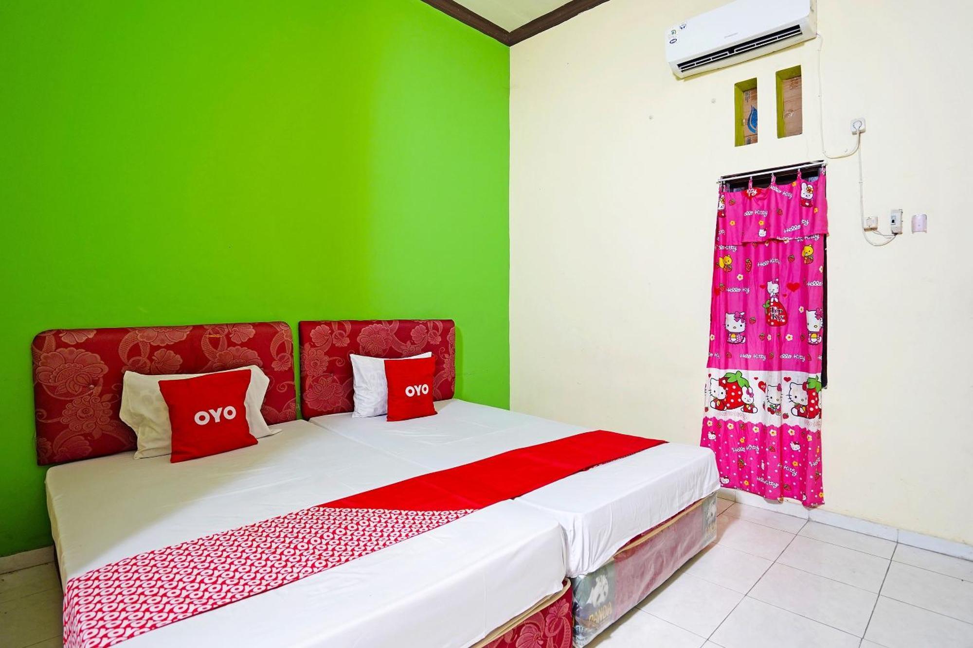 Oyo 91583 D'Cost Green Syariah Surabaya Esterno foto